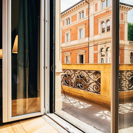 Bologna Suites - Private Bathroom Exterior foto